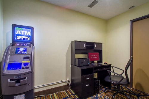 Red Roof Inn Batavia image 18