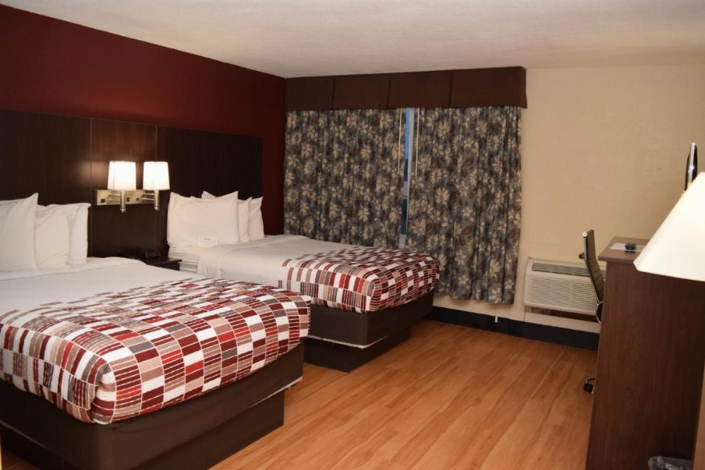 Deluxe Double Room with Two Double Beds - Smoking